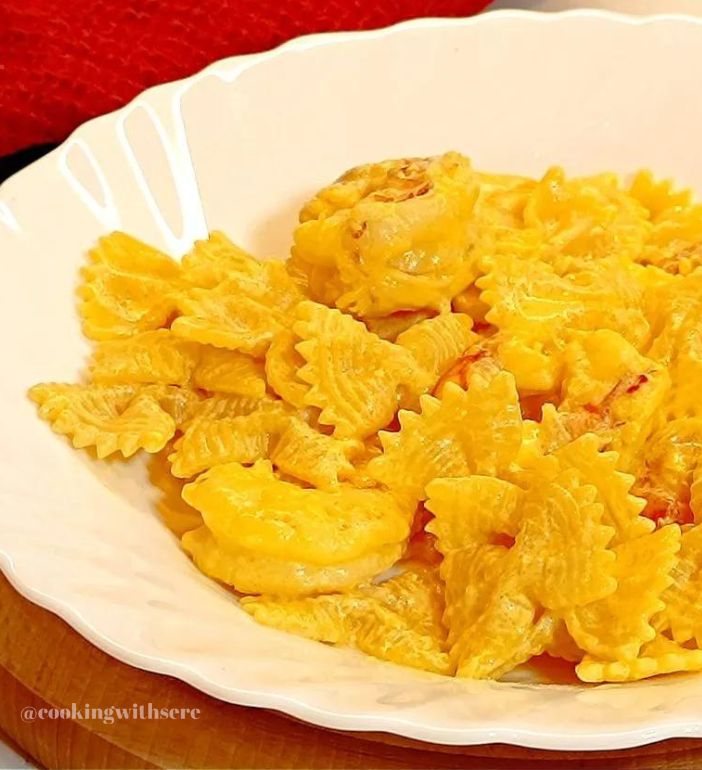 pasta con gamberi e zafferano
